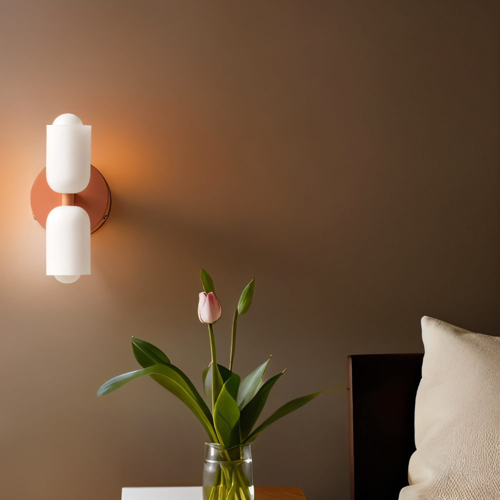 DualGlow – Vägglampa med Två Huvuden i Akryl & Metall för Modern Inomhusbelysning