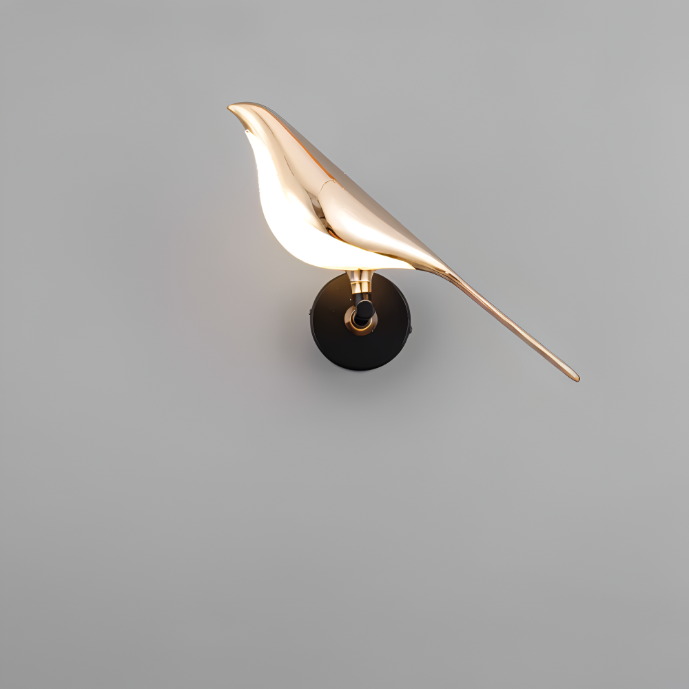 Aves Glow – Guld Vägglampa med Roterande Fågeldesign och LED-belysning