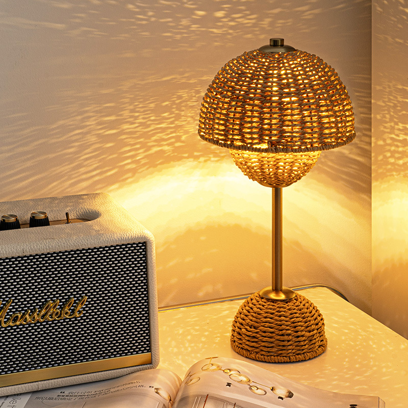 Ljusbo - Bambubordslampa med varm glöd för stämningsfull belysning