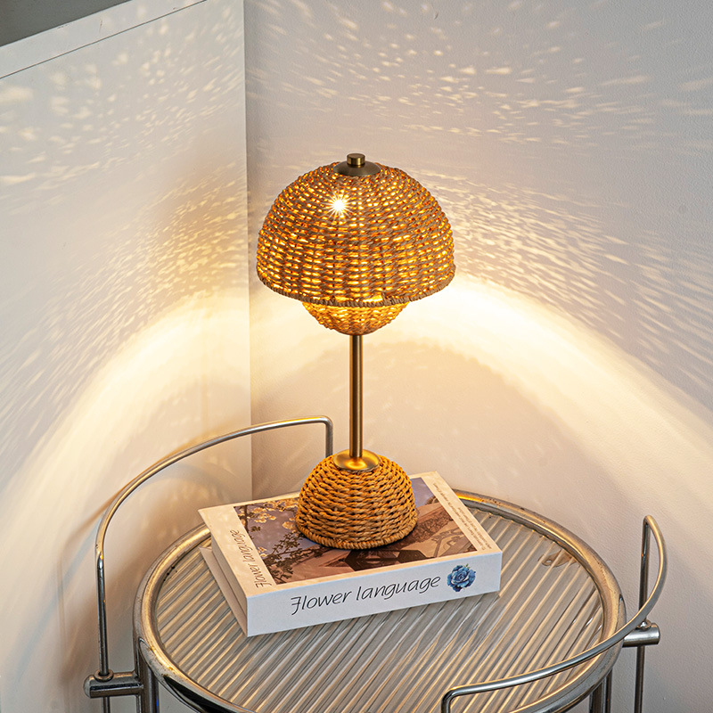 Ljusbo - Bambubordslampa med varm glöd för stämningsfull belysning