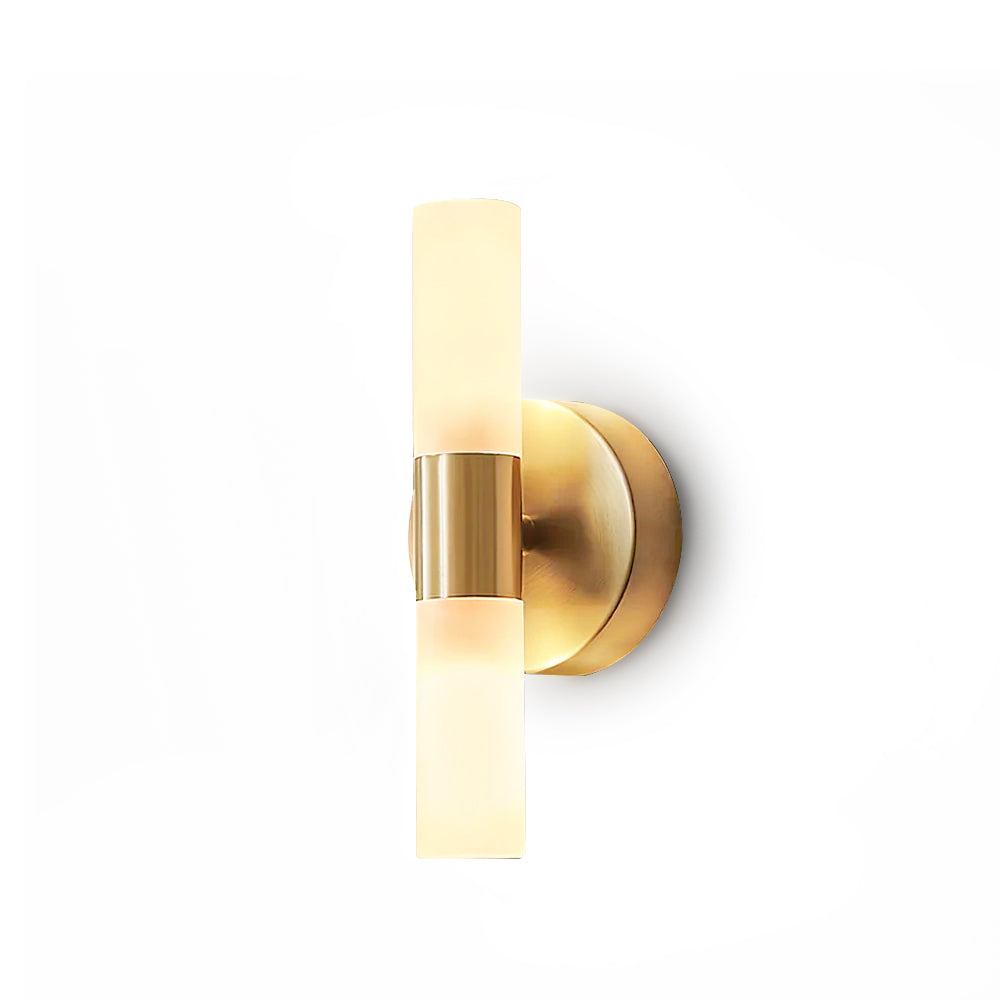 Lario – Elegant Vägglampa i Mässing med Energibesparande LED-belysning