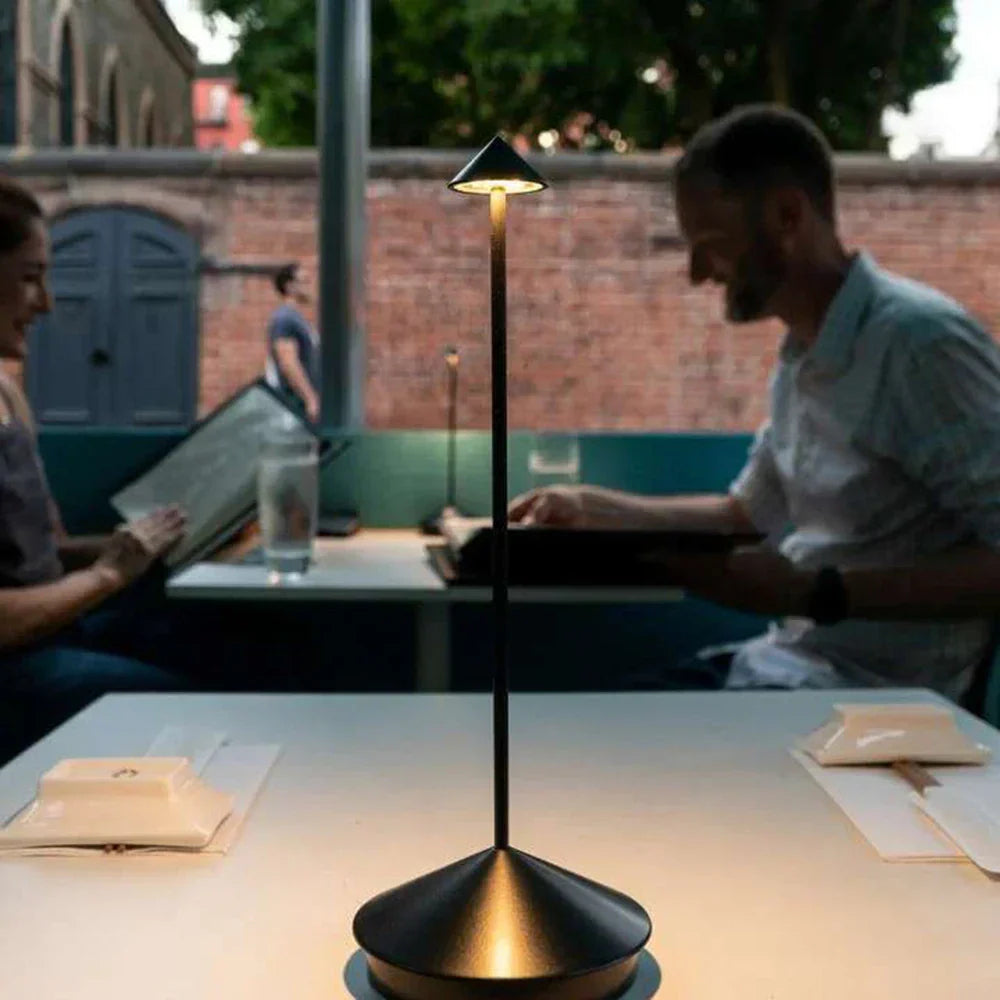 Lumivra – Konstnärlig uppladdningsbar bordslampa med dimbar LED för matsal och hem