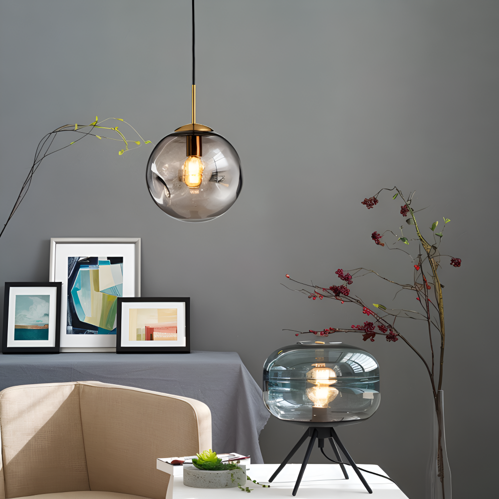 AmberGleam – Vintage Pendellampa i Champagnegrått Glas & Krom