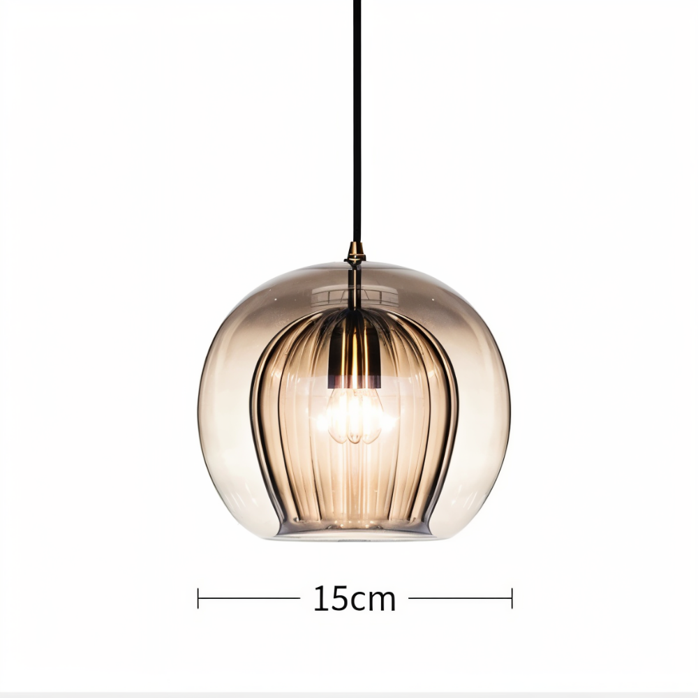 Clairvéa – Klotformad Glaspendellampa med Vintage Elegans