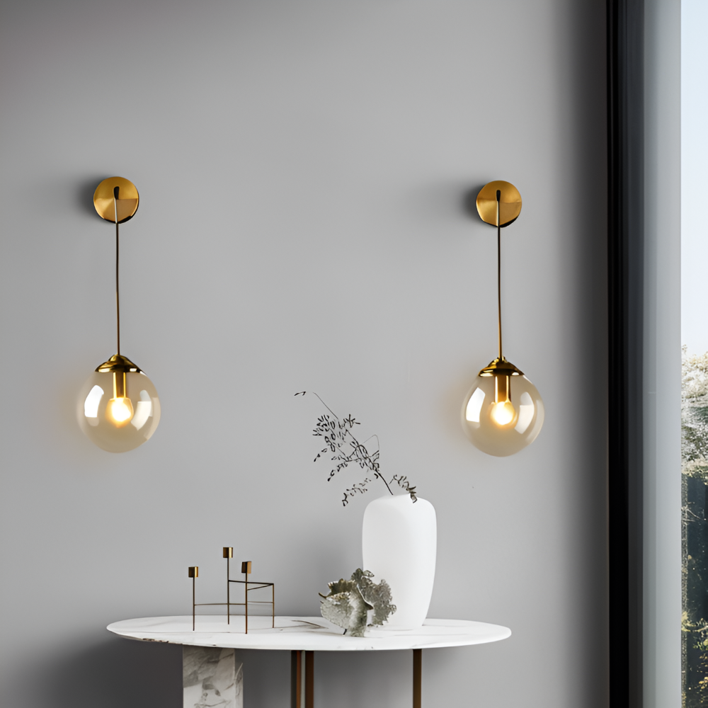 VetroLux – Vägglampa i Glas och Metall med Retro Industriell Design