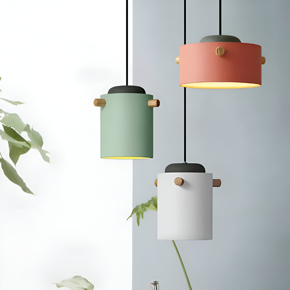 LumoCyl – Skandinavisk Pendellampa i Trä och Järn med Macaronfärger