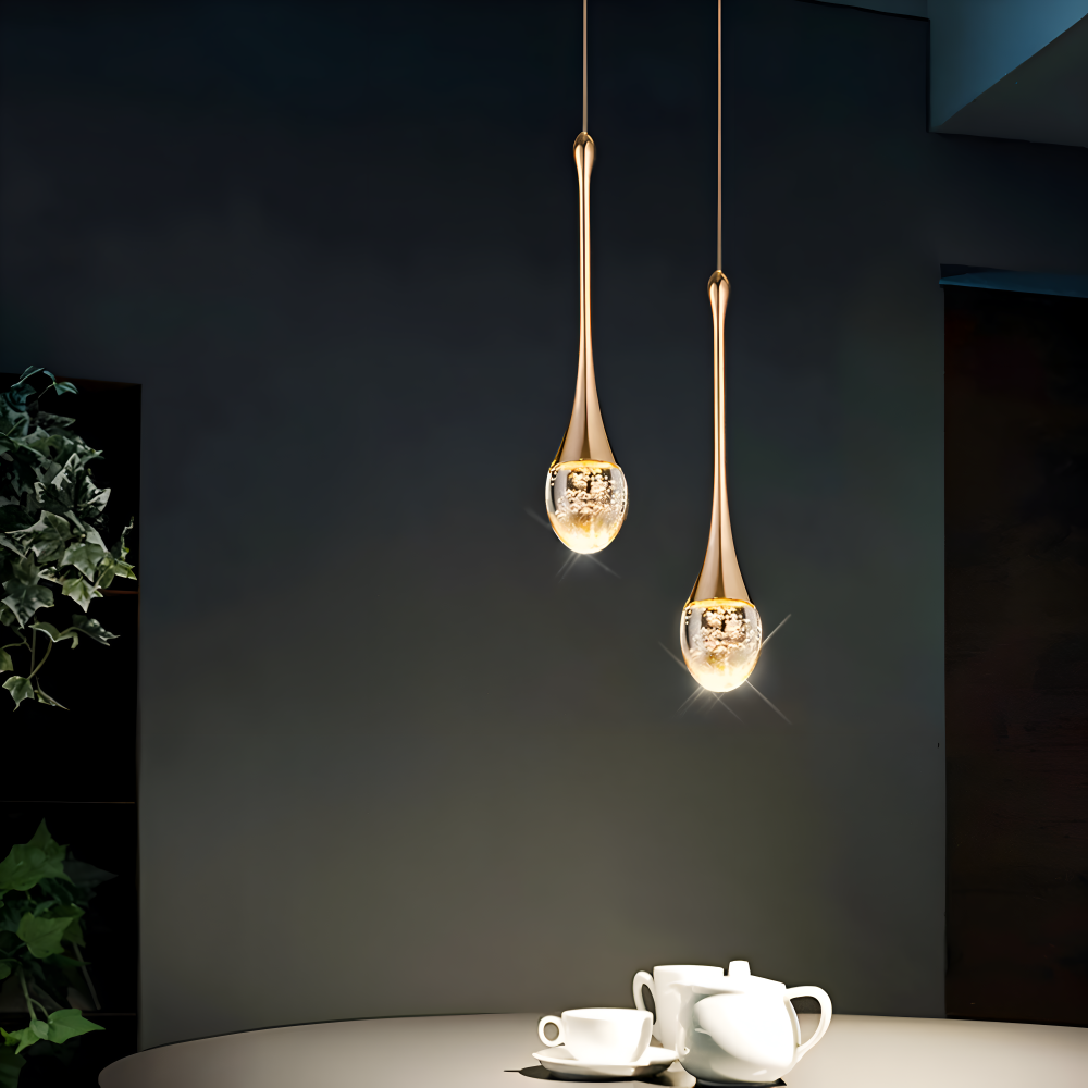 RainSphere – Glas Pendellampa i Svart & Guld med Kristallbubbla-design