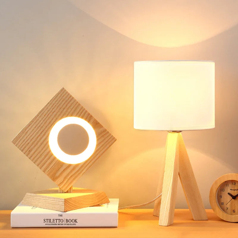 NordLjus – Träbordslampa med E27 Sockel