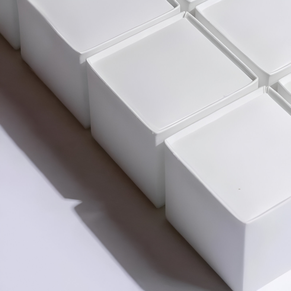 ZenWeave – Vägglampa i Tyg med Japansk Kvadratisk Design och Integrerad LED