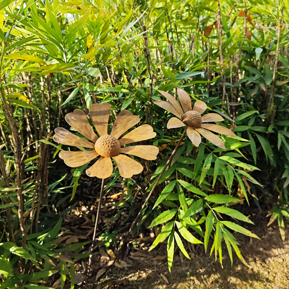Rustik trädgårdspåle i metall med kamomillblomma 65 cm