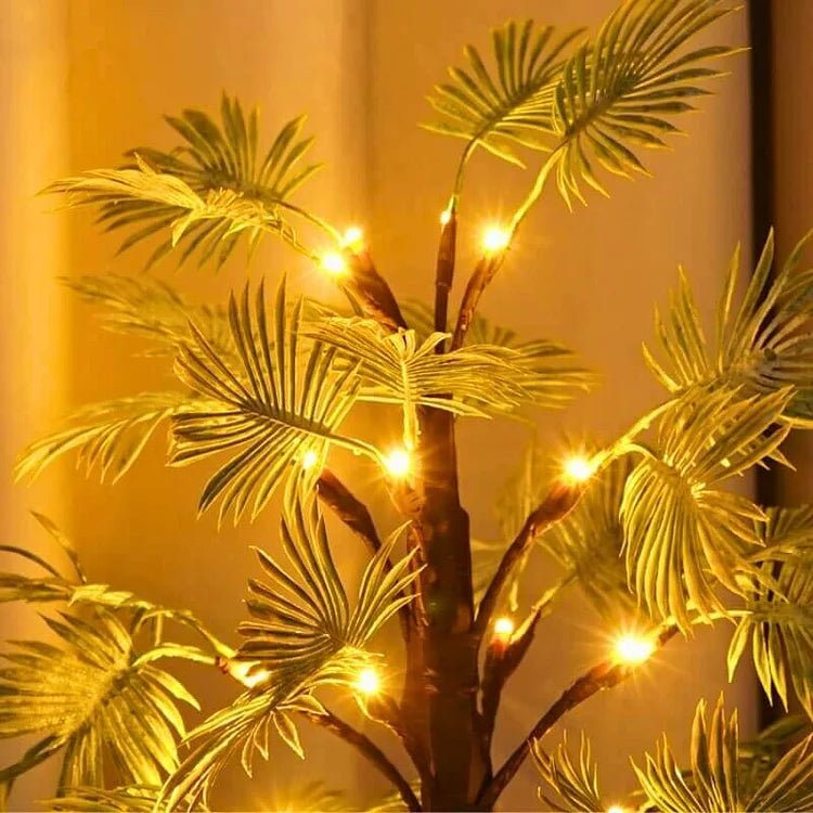 PalmGleam – Julinspirerad LED-palmbladslampa med varm belysning