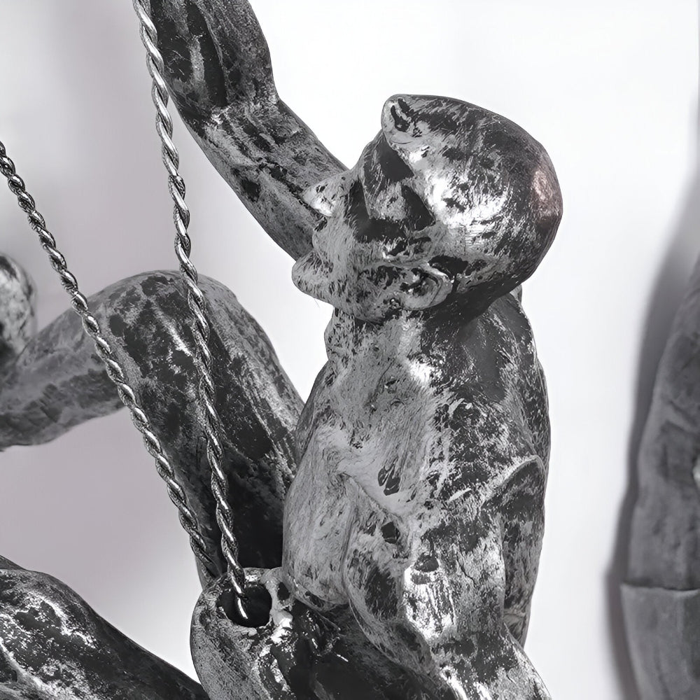 ClimbArt Väggskulptur Set – Kreativt Klättrande Man Motiv i Resin