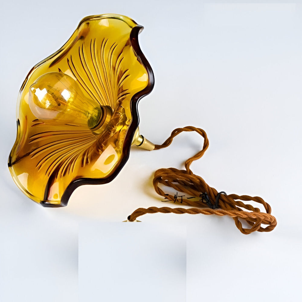 VividGlass – Pendellampa i Färgat Glas med Kopparaccent