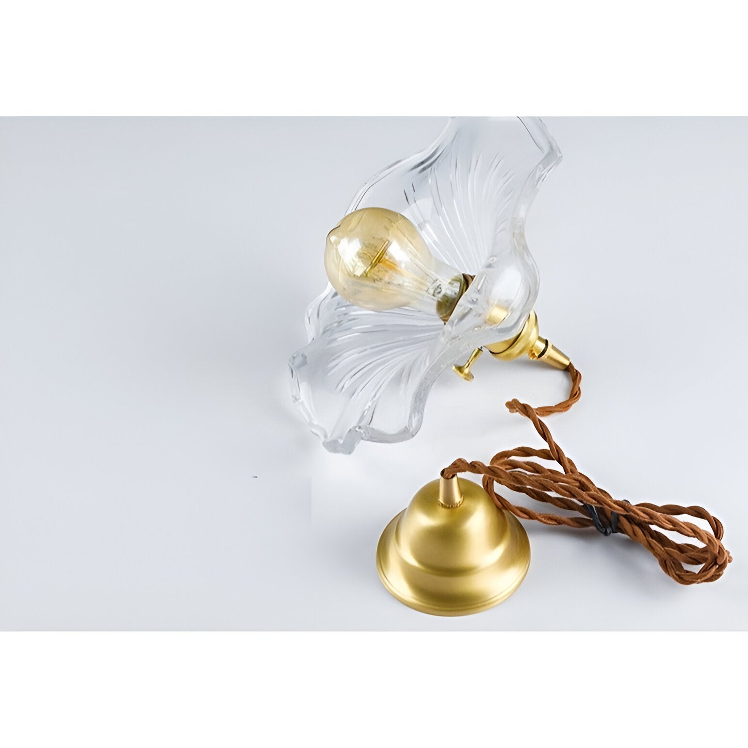 VividGlass – Pendellampa i Färgat Glas med Kopparaccent