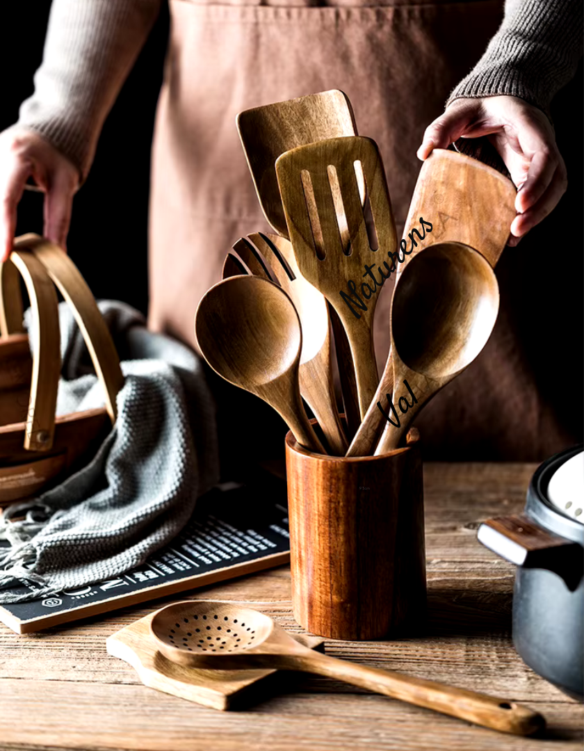 Naturens Val – Hållbart Köksredskapsset i Teakträ