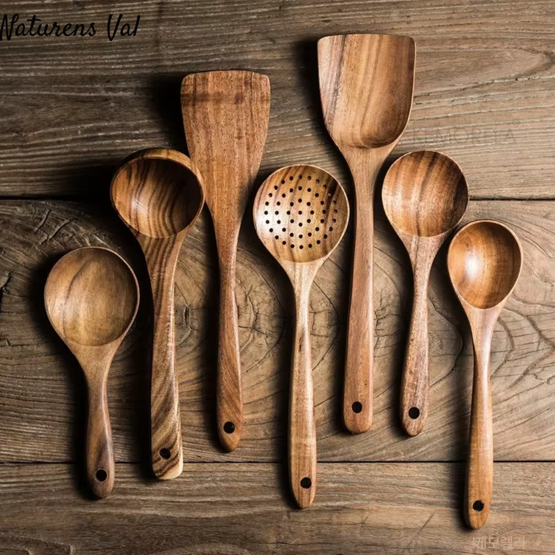 Naturens Val – Hållbart Köksredskapsset i Teakträ