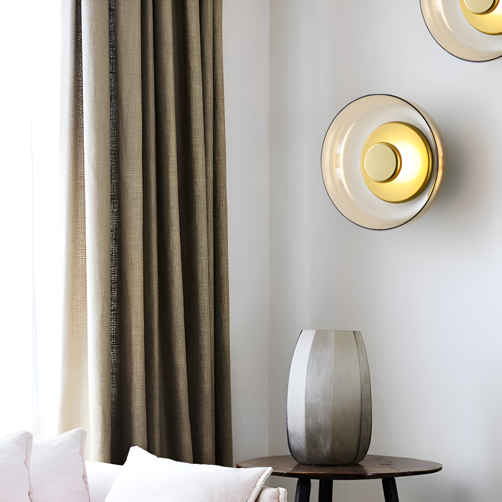 NordBowl – Rund Skandinavisk Vägglampa i Glas & Aluminium | Modern Nordic LED Väggbelysning