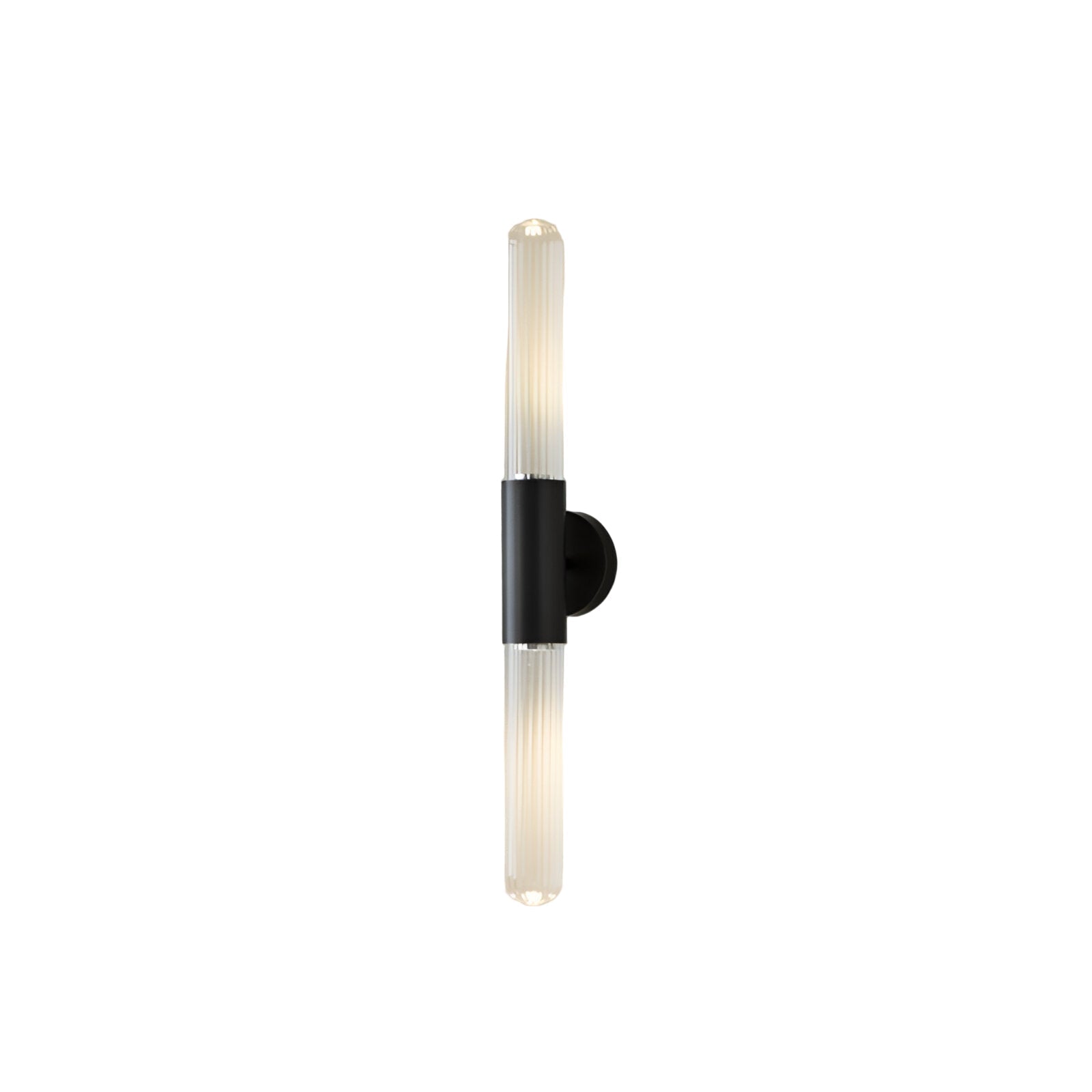 Modern vägglampa i glas och mässingsfinish