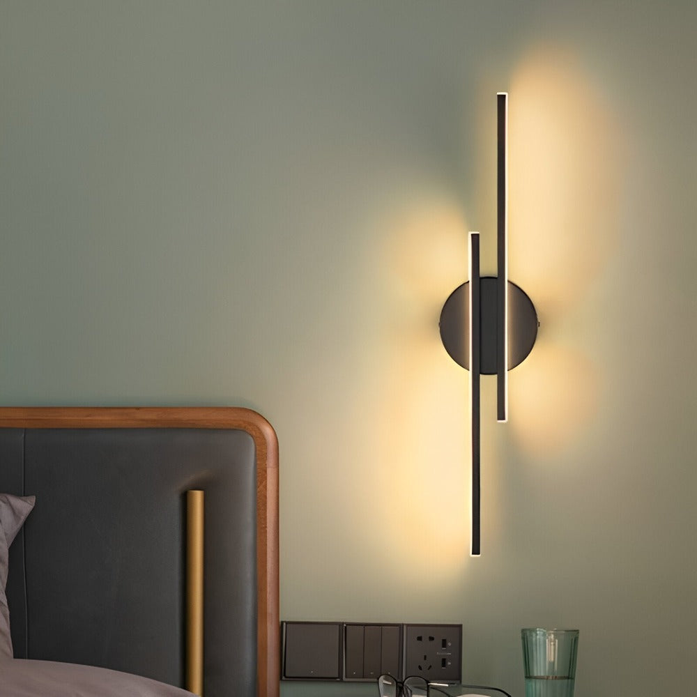 LinéaGlow – Modern Vägglampa i Minimalistisk Aluminiumdesign