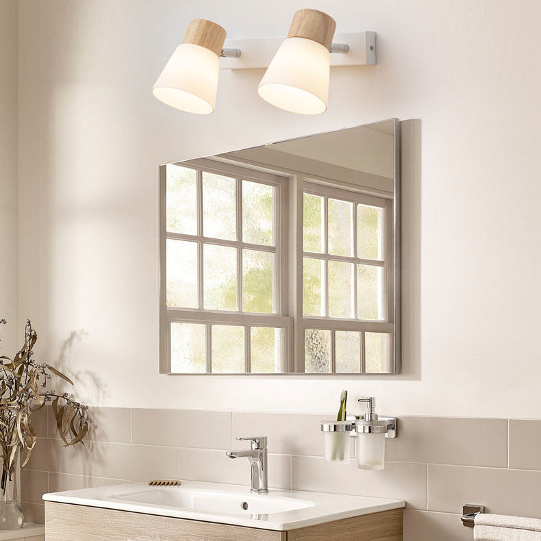 Skandinavisk vägglampa i trä och glas för spegel