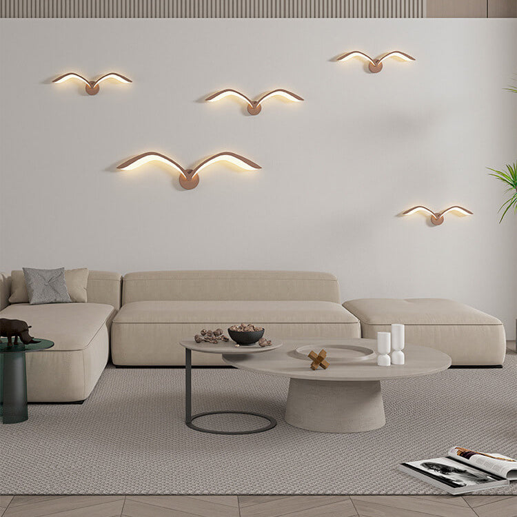 Modern vågformad LED-vägglampa med varmt ljus
