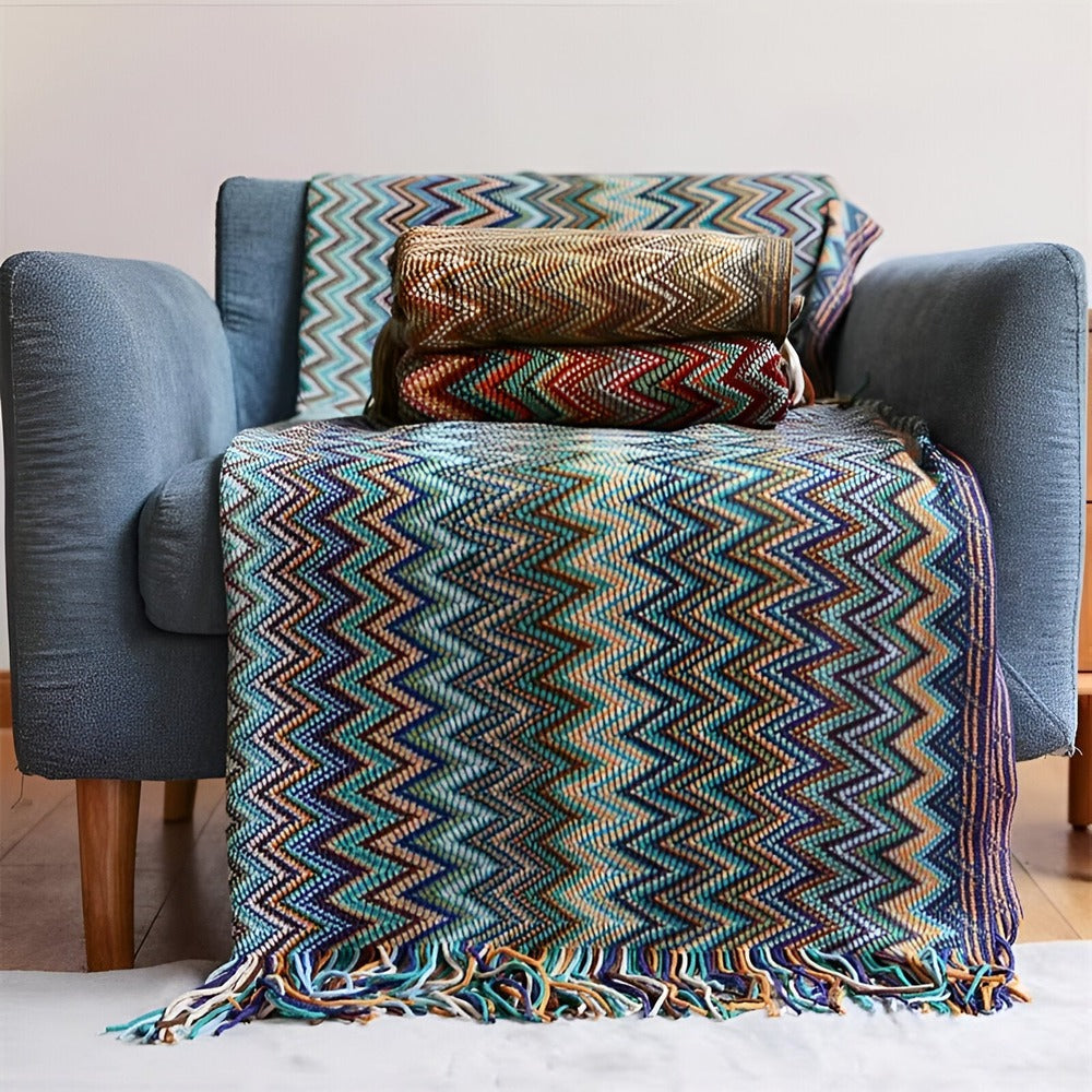ZagWeave – Handstickad Boho-Plyschpläd med Tofsdesign