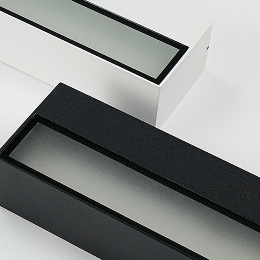 AquaRay – Samtida Vattentålig Aluminium Vägglampa | LED Utomhusbelysning i Modern Design