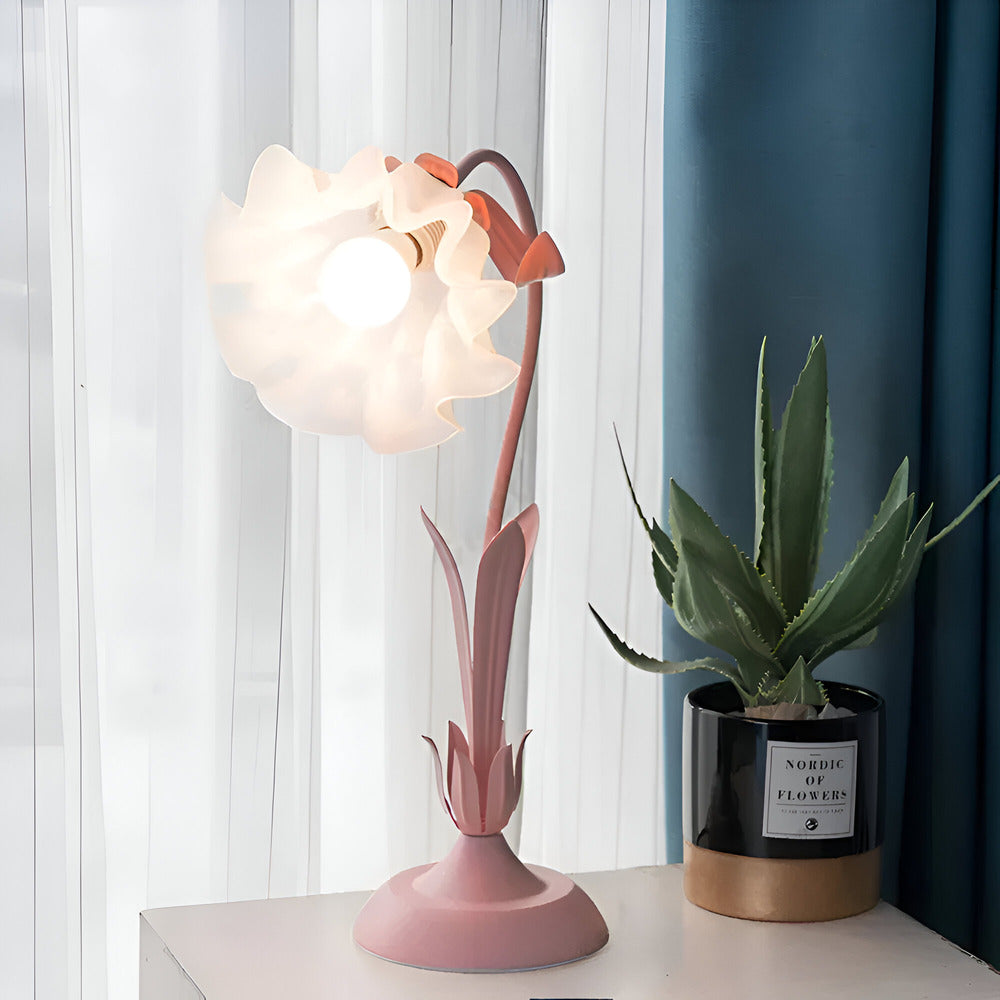 Fleur de Lumière – Bordslampa i fransk antik stil med blomsterdesign – Dekorativ lampa för sovrum & vardagsrum
