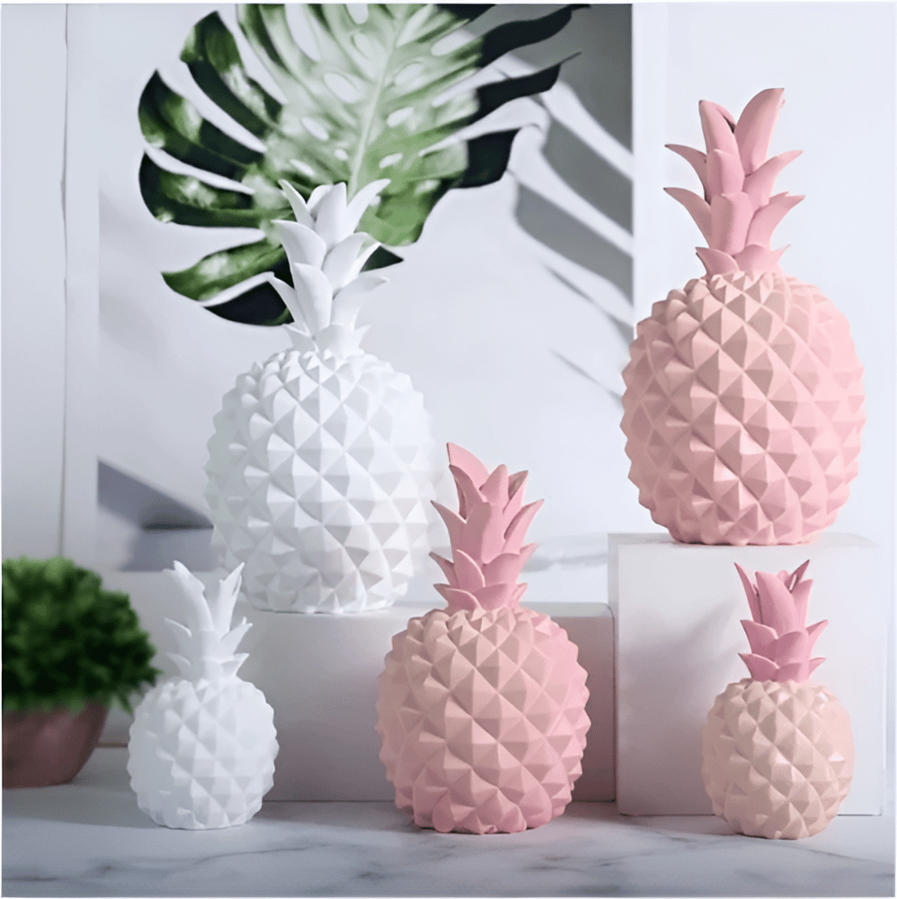 PineSaver – Elegant Ananasformad Sparbössa i Harts