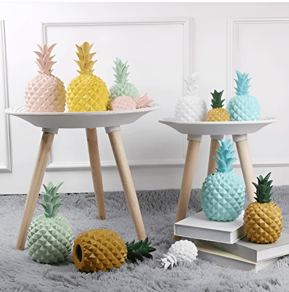 PineSaver – Elegant Ananasformad Sparbössa i Harts