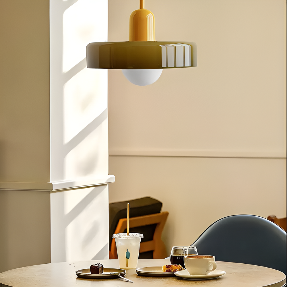 LustraGlow – Justerbar Färgglad Hängande Taklampa i Glas