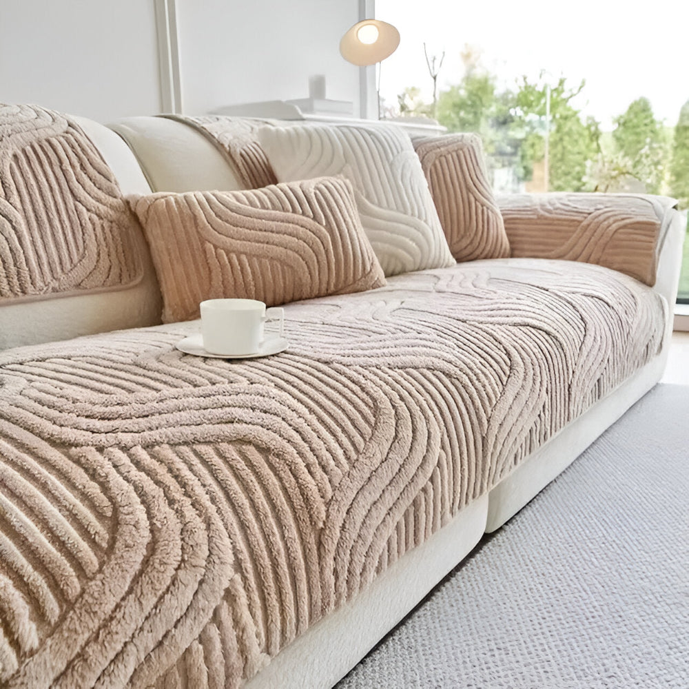 VelvetGrip Cover – Mjukt Halkfritt Sammetsskydd för Soffor