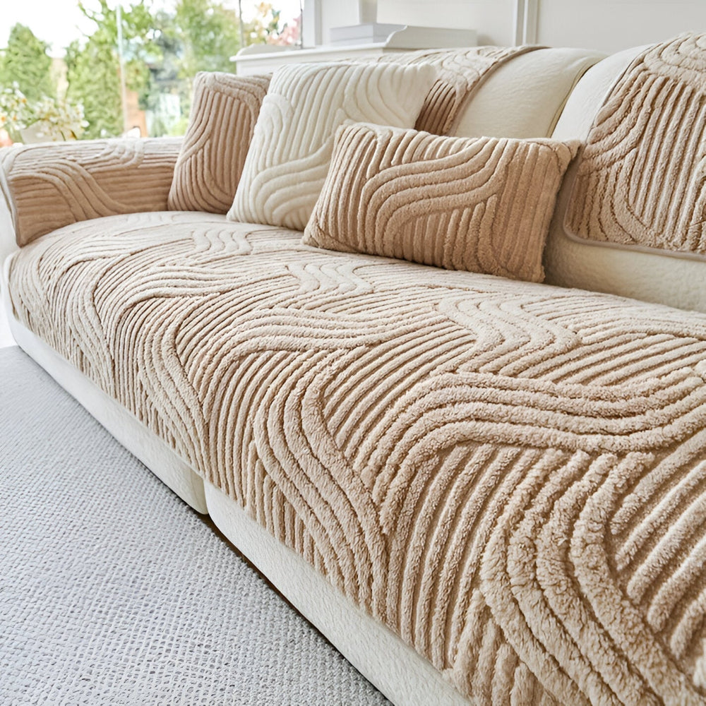 VelvetGrip Cover – Mjukt Halkfritt Sammetsskydd för Soffor