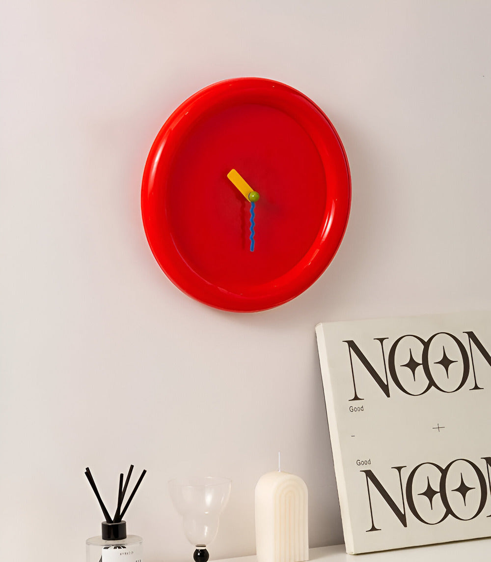 ColorAura – Livfull Modern Väggklocka i Dopamin Design