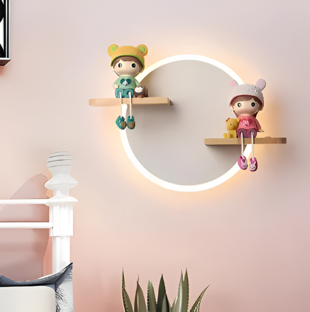 FanciToons – Lekfull Vägglampa för Barnrum | Charmig Cartoon LED Belysning i Färgfull Design