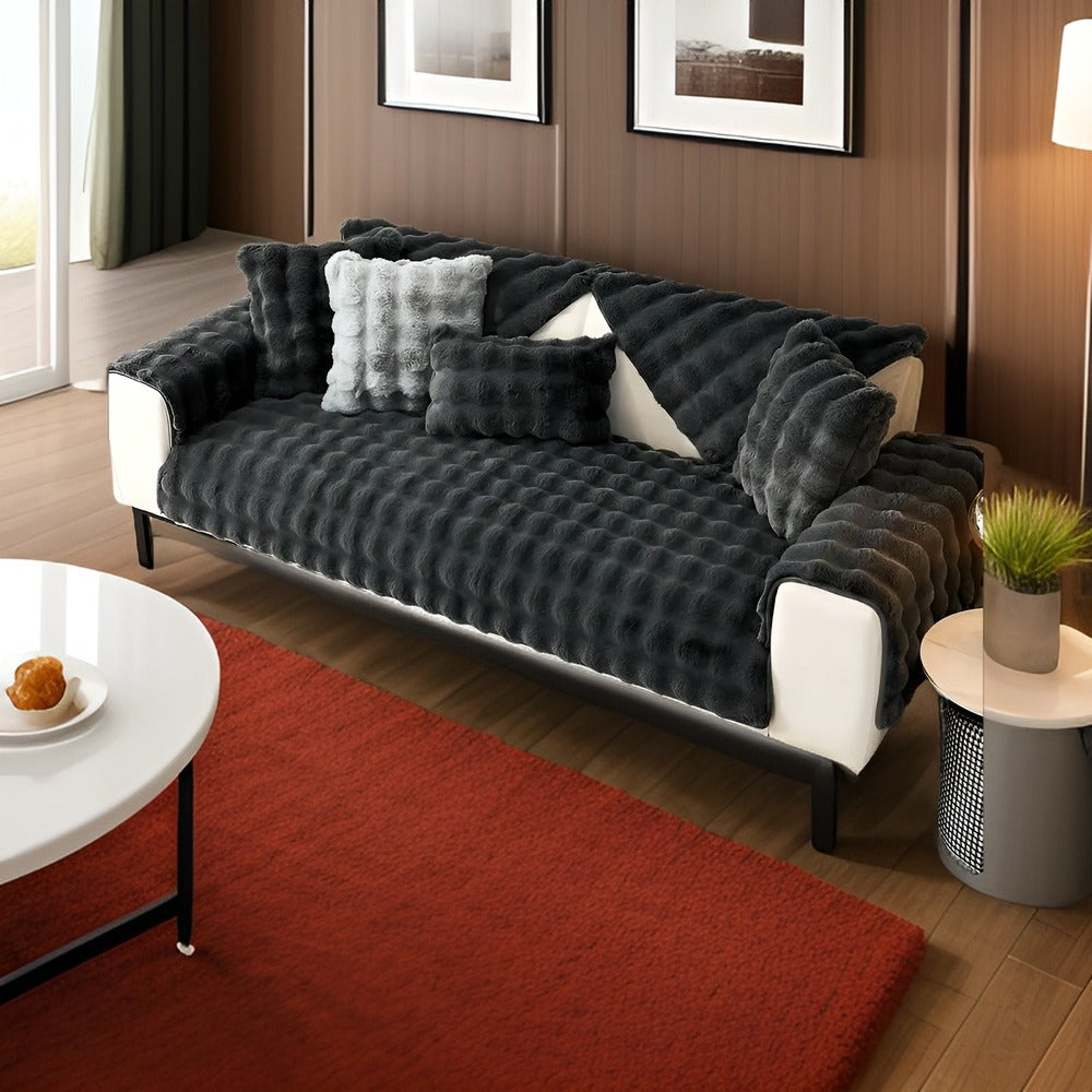 PlushHaven – Extra Mjukt Plyschskydd för Husdjur & Soffor