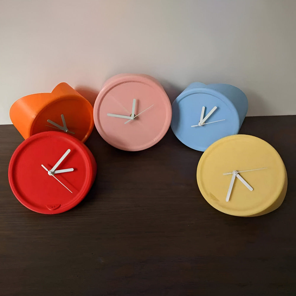 EdgeForm Silent – Minimalistisk 3D-Hörnväggsklocka 30 cm
