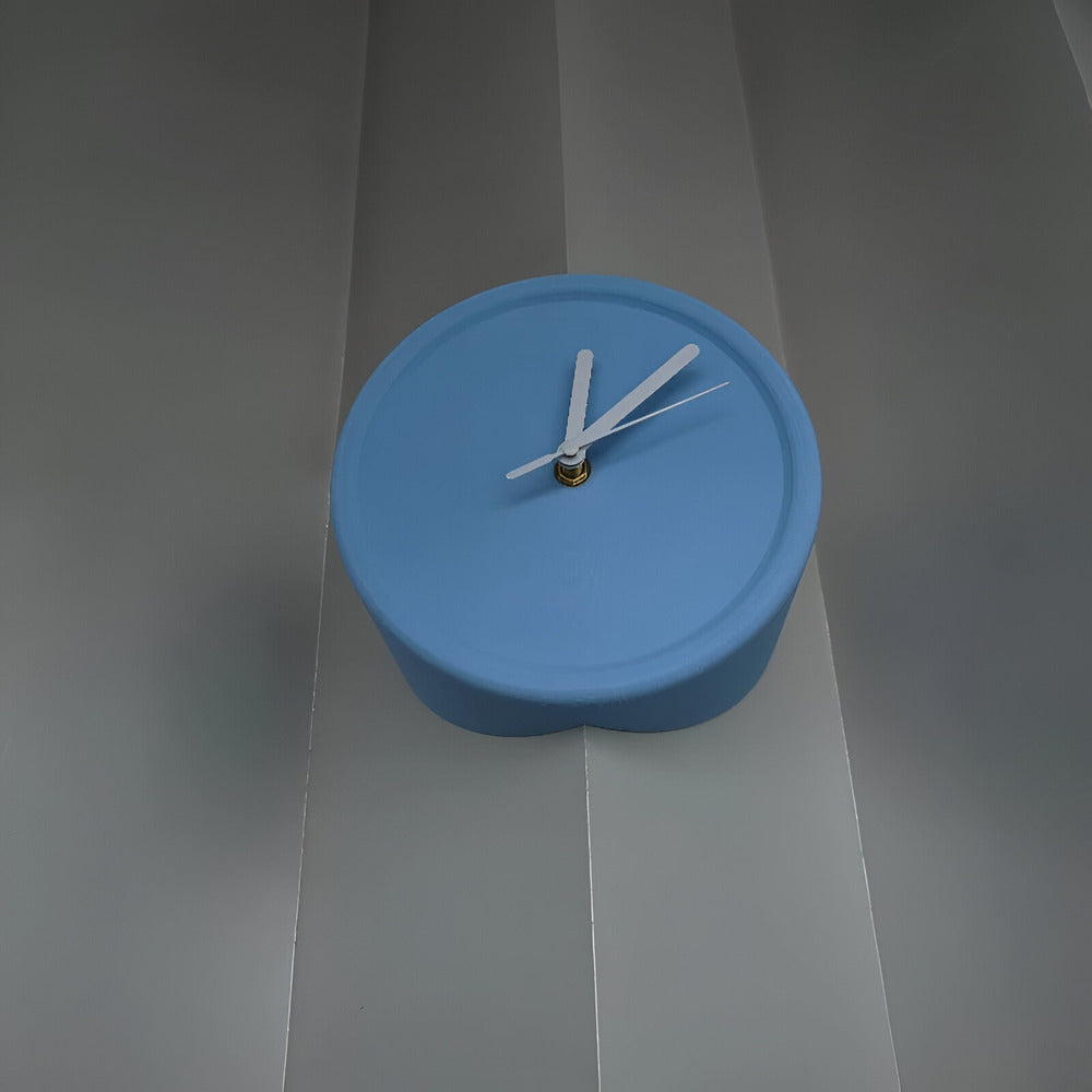 EdgeForm Silent – Minimalistisk 3D-Hörnväggsklocka 30 cm