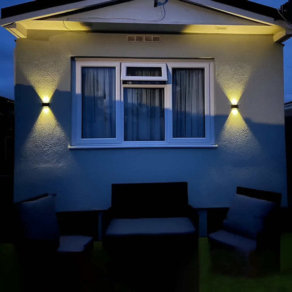 RectaSolaria – Solcellsdriven Vägglampa | IP65 Vattentät LED Trädgårdsbelysning Upp & Ner | 2/4-pack