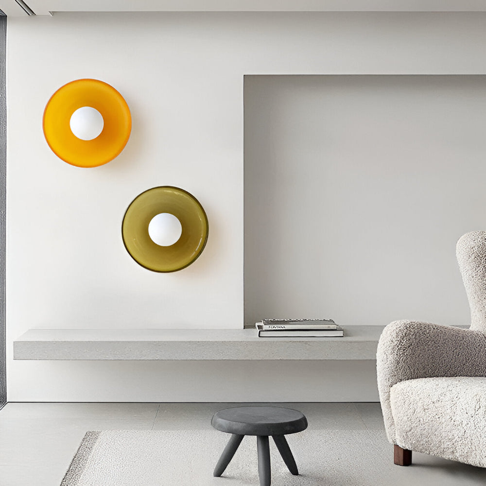 Lunara – Samtida Rund LED Taklampa i Glas och Sten