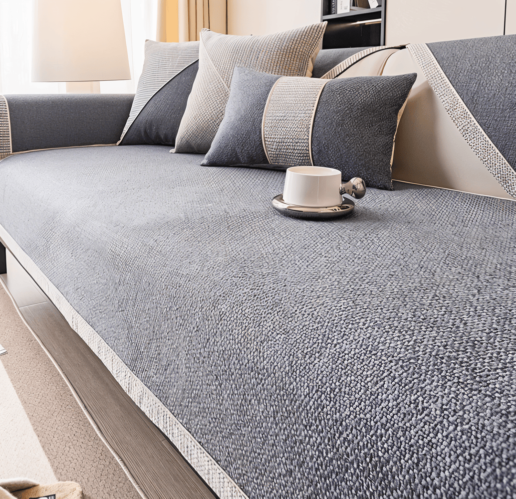 SoftGuard Cover – Enfärgat Halkfritt Sofföverdrag i Premium Polyester