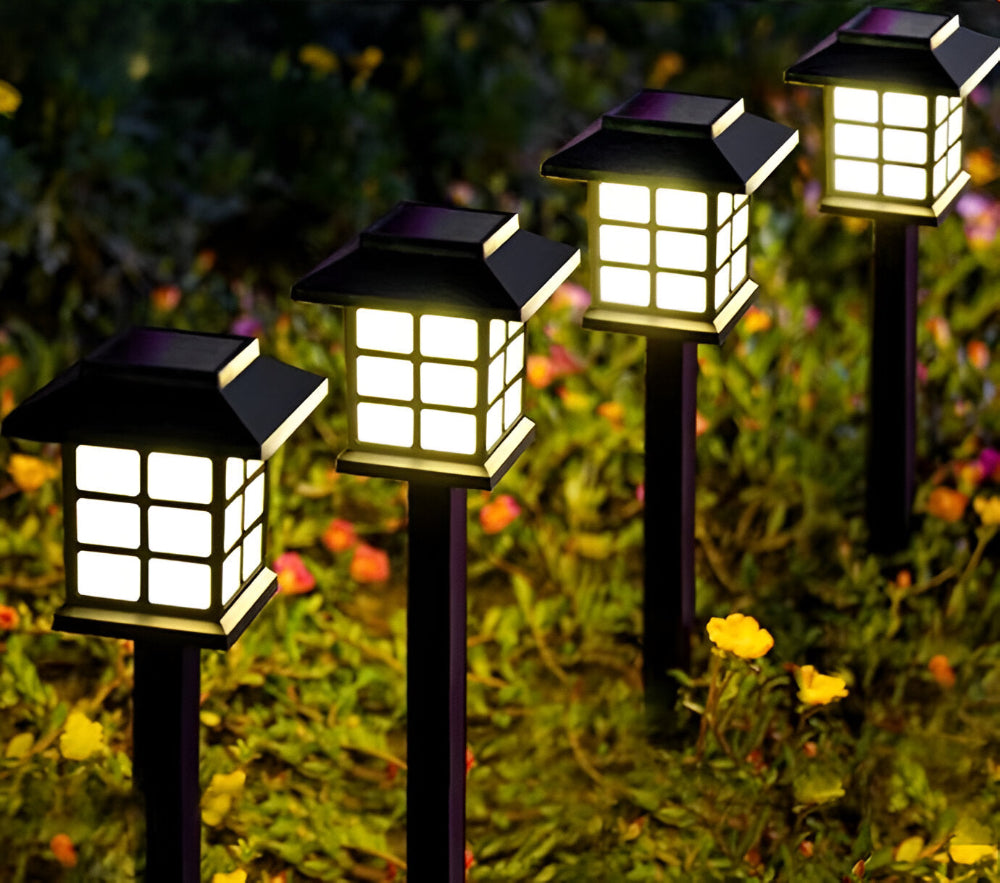 PathGlow Solar – Slitstark Solcellsbelysning för Trädgård & Gångvägar