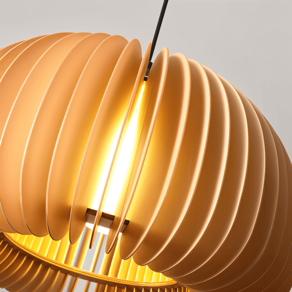 Wooden Dream – Handgjord Pendellampa i Rustikt Trä