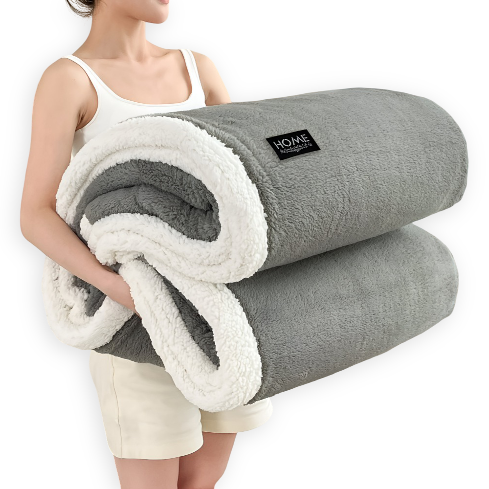 ShearLuxe Duo – Dubbel Skikt Mysfilt i Faux Fårskinn