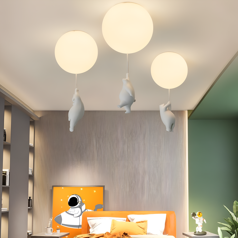 Lunabear – Lekfull Ballongpendellampa i Harz och Akryl för Barnrum