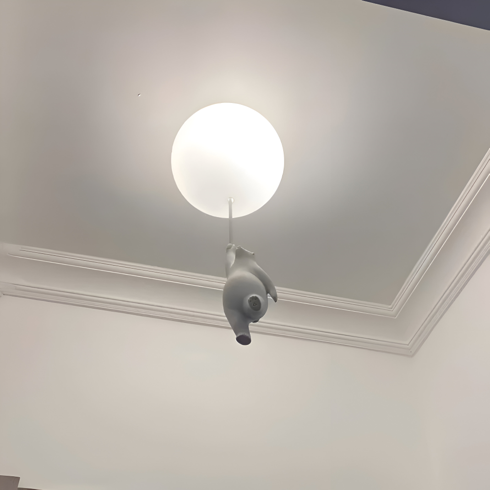 Lunabear – Lekfull Ballongpendellampa i Harz och Akryl för Barnrum