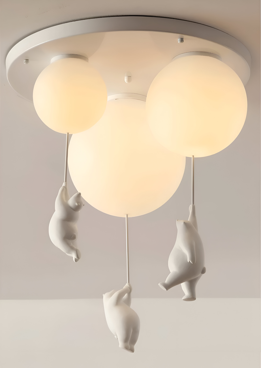 Lunabear – Lekfull Ballongpendellampa i Harz och Akryl för Barnrum