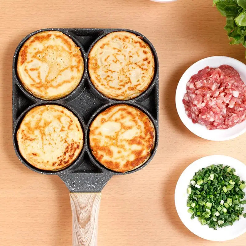 Fyrdelad stekpanna för omelett, ägg och pannkakor