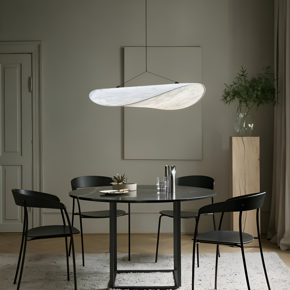 Auréline – Handgjord Pendellampa i Tyg och Metall med LED-belysning