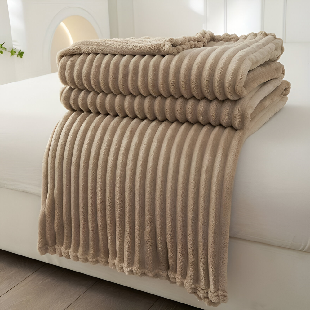 StripeHaven Pläd – Tjock Ribbad Fleecefilt för Året Runt Komfort